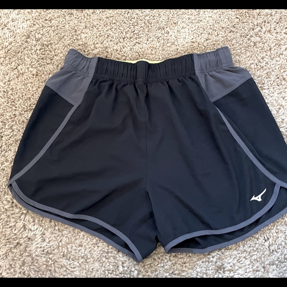Mizuno Atlanta spandex cover up shorts